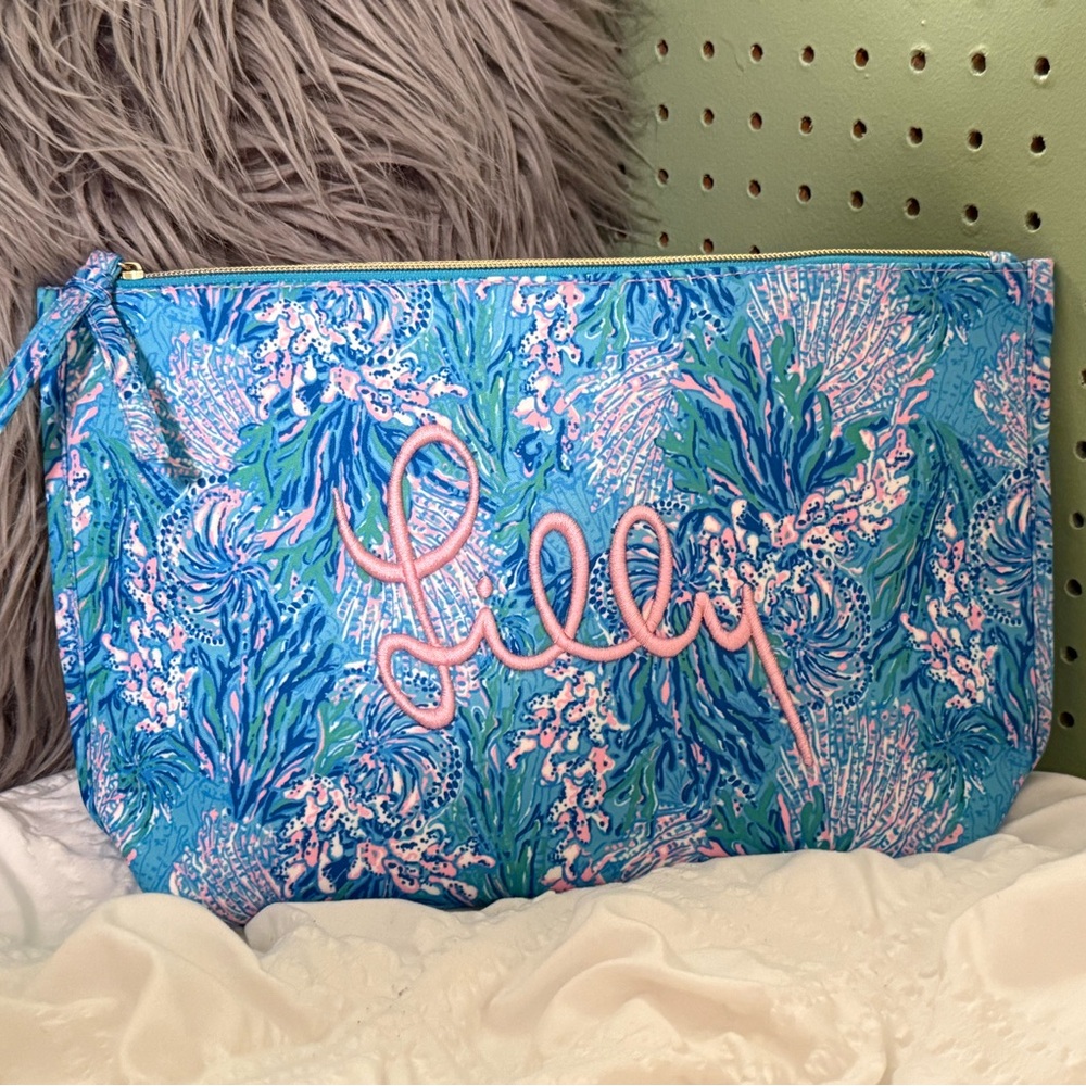 Lilly Pulitzer clutch handbag